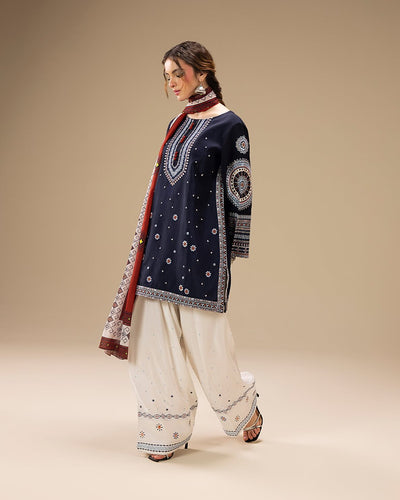 WN FASHION EMBROIDERY 3PC